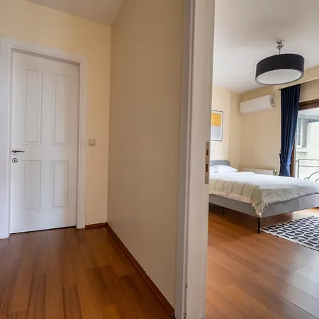 شقة Bosphorus View - Location - 3 Bedrooms - 2 Bathrooms *