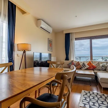 Bosphorus View - Location - 3 Bedrooms - 2 Bathrooms * איסטמבול