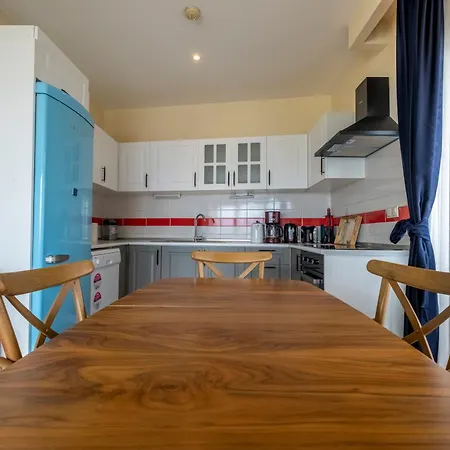דירה Bosphorus View - Location - 3 Bedrooms - 2 Bathrooms