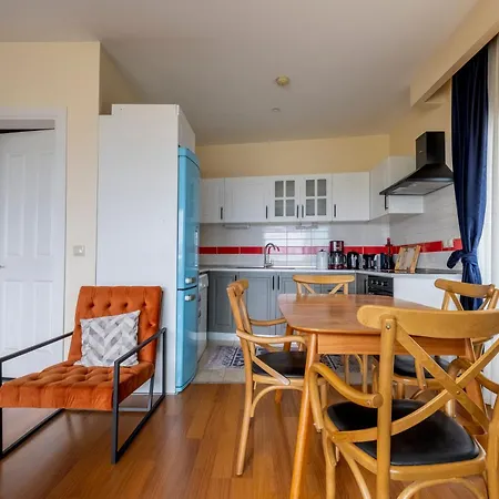 Bosphorus View - Location - 3 Bedrooms - 2 Bathrooms דירה איסטמבול